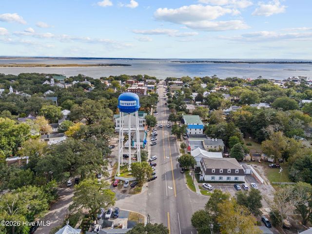5057 Wyncie Wynd, Southport, NC 28461