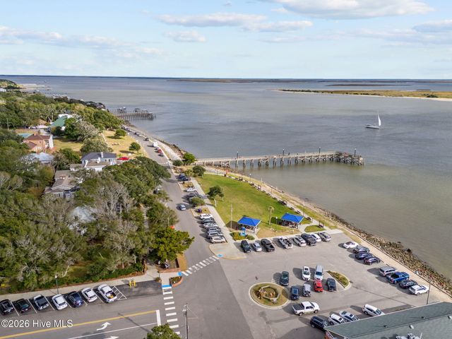 5057 Wyncie Wynd, Southport, NC 28461