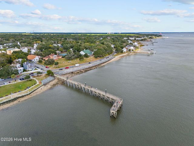 5057 Wyncie Wynd, Southport, NC 28461