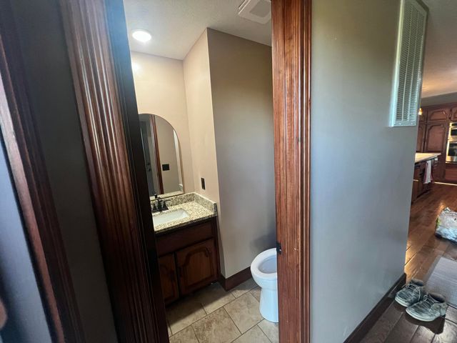 12059 State Highway 38, Marshfield, MO 65706