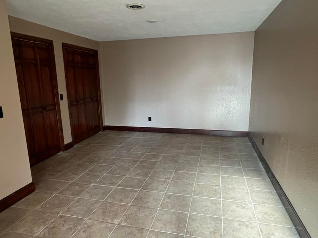 12059 State Highway 38, Marshfield, MO 65706