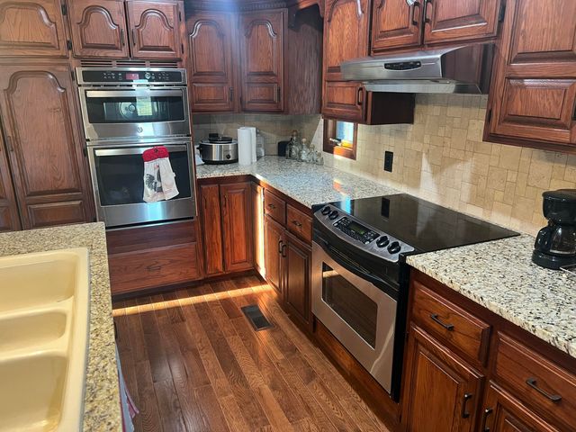 12059 State Highway 38, Marshfield, MO 65706