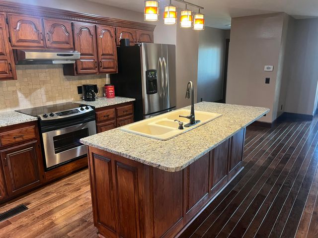 12059 State Highway 38, Marshfield, MO 65706