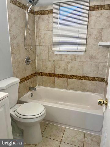 1517 ROLLINS AVE, Capitol Heights, MD 20743