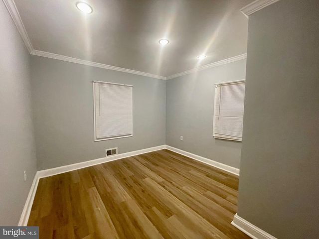 1517 ROLLINS AVE, Capitol Heights, MD 20743