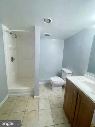 1517 ROLLINS AVE, Capitol Heights, MD 20743