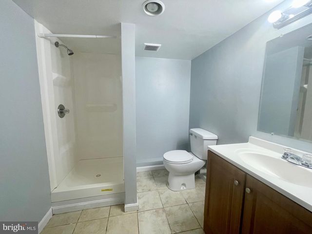 1517 ROLLINS AVE, Capitol Heights, MD 20743