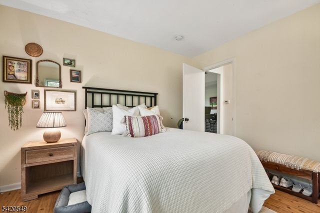 2 Aster Ter, Mendham Boro, NJ 07945