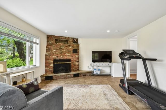 2 Aster Ter, Mendham Boro, NJ 07945