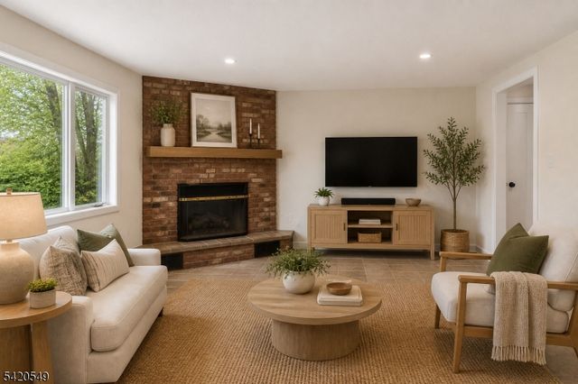 2 Aster Ter, Mendham Boro, NJ 07945