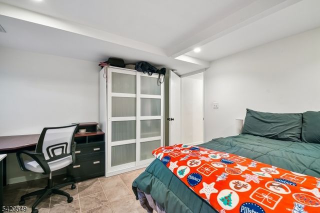 2 Aster Ter, Mendham Boro, NJ 07945