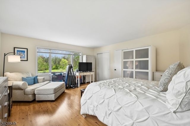 2 Aster Ter, Mendham Boro, NJ 07945