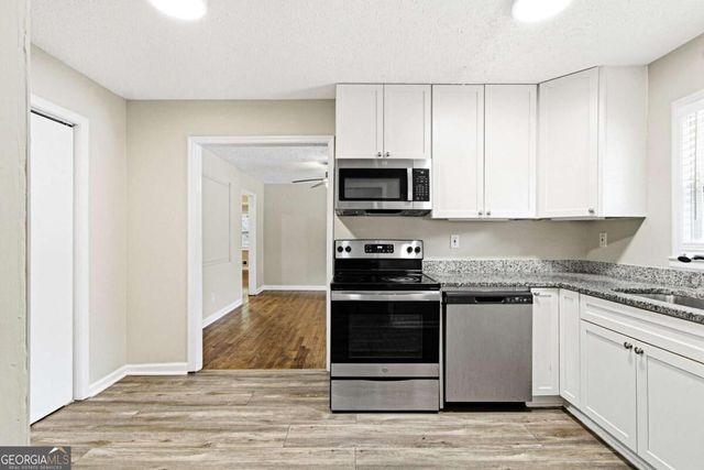 8510 Dawn Avenue, Douglasville, GA 30134