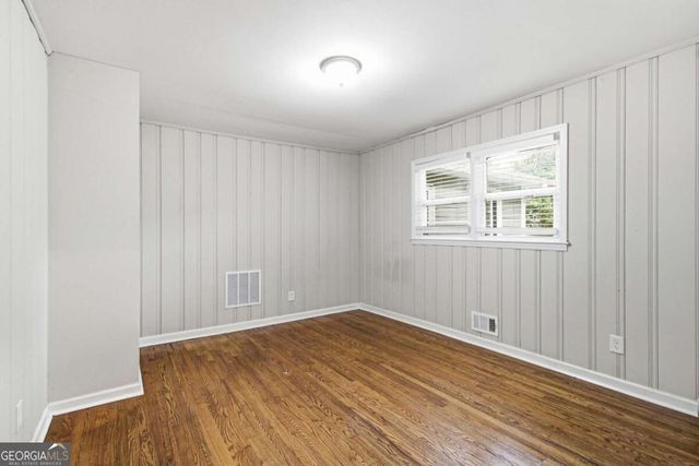 8510 Dawn Avenue, Douglasville, GA 30134