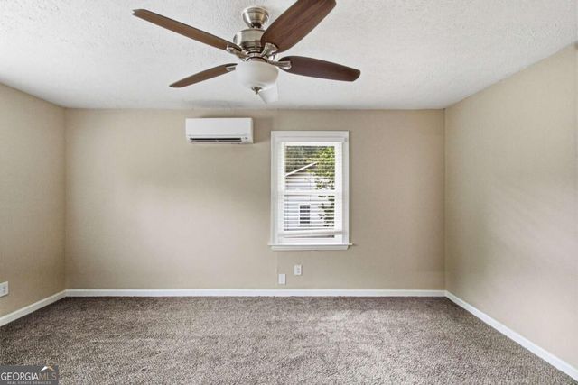 8510 Dawn Avenue, Douglasville, GA 30134