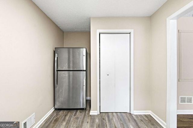 8510 Dawn Avenue, Douglasville, GA 30134