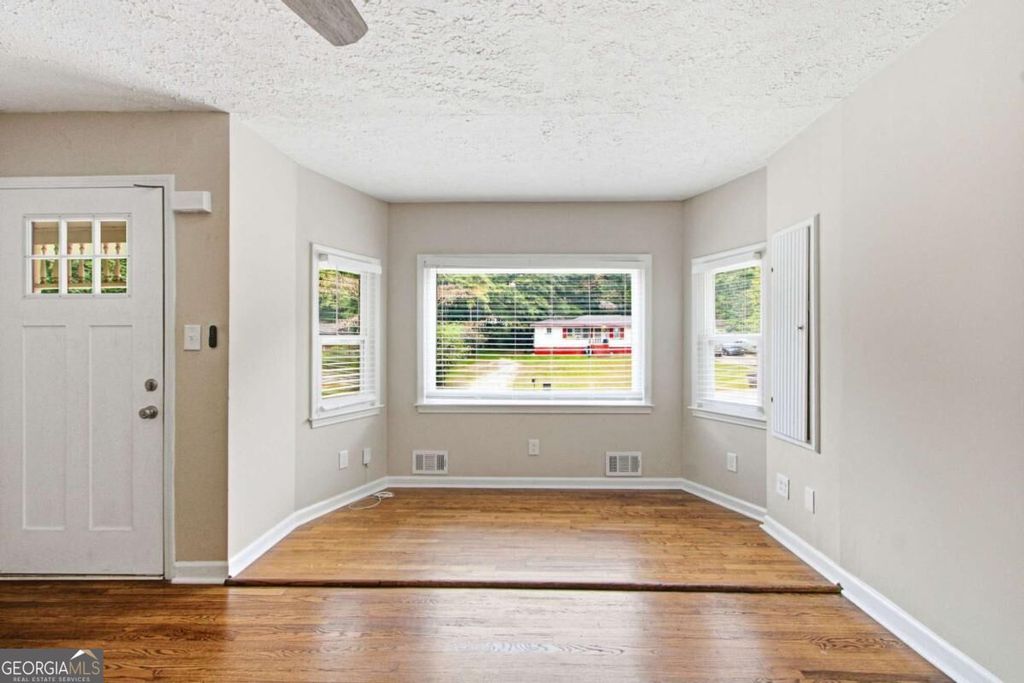 8510 Dawn Avenue, Douglasville, GA 30134 — photo 3