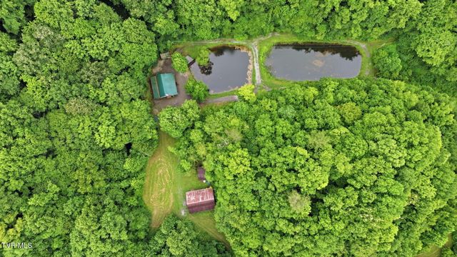 4951 England Valley Road, Duffield, VA 24244