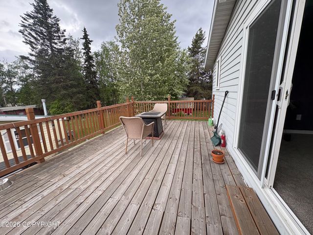 1300 Wintergreen Street, Anchorage, AK 99508
