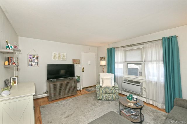 490 Main Street C-4, Farmingdale, NY 11735