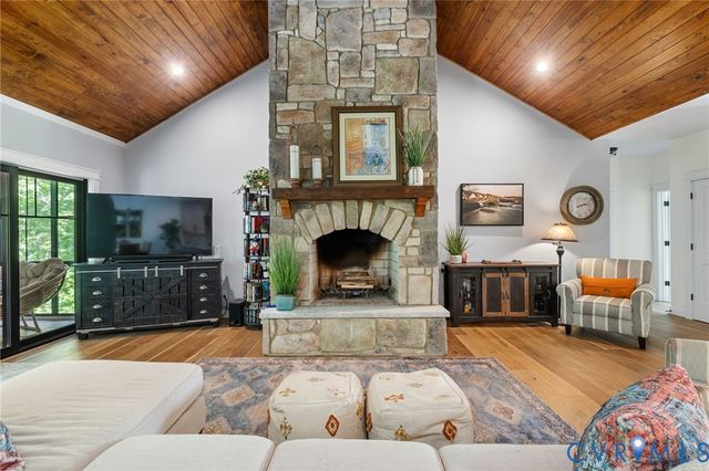 8349 Capernwray Dr, Chesterfield, VA 23838