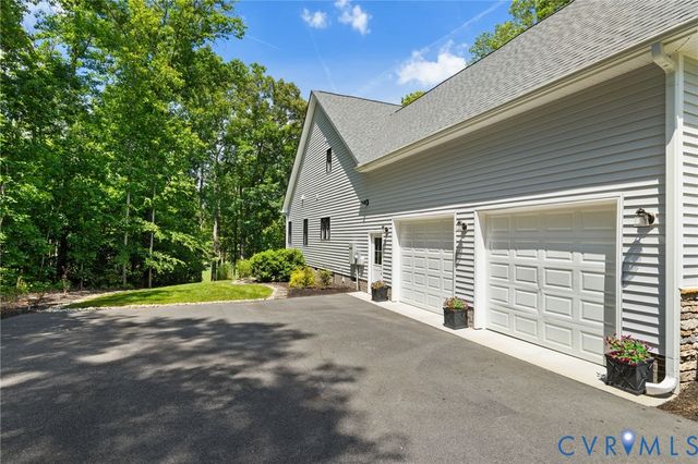 8349 Capernwray Dr, Chesterfield, VA 23838