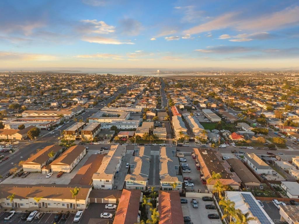 Image 55 of property listing at 1341 Holly Ave, Imperial Beach, CA 91932