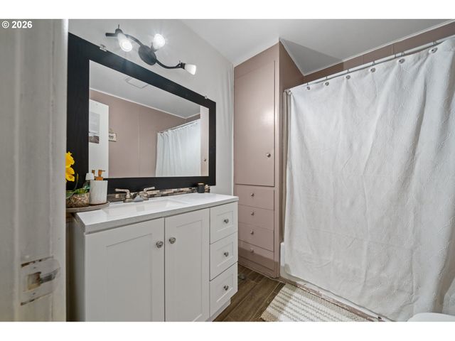 333 N 19TH Ave, Cornelius, OR 97113