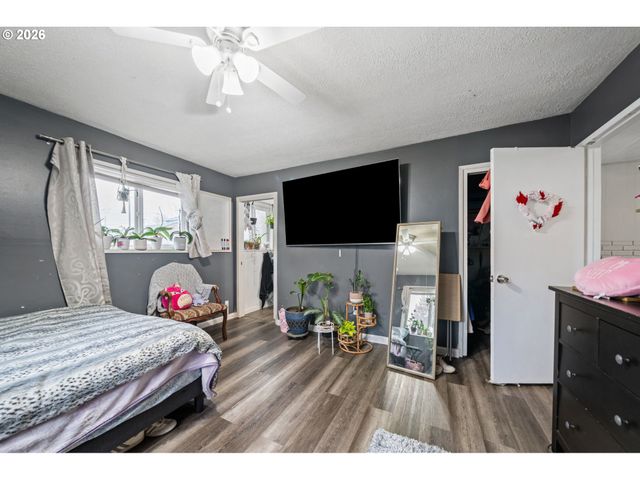 333 N 19TH Ave, Cornelius, OR 97113