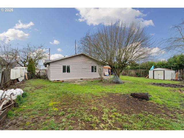 333 N 19TH Ave, Cornelius, OR 97113