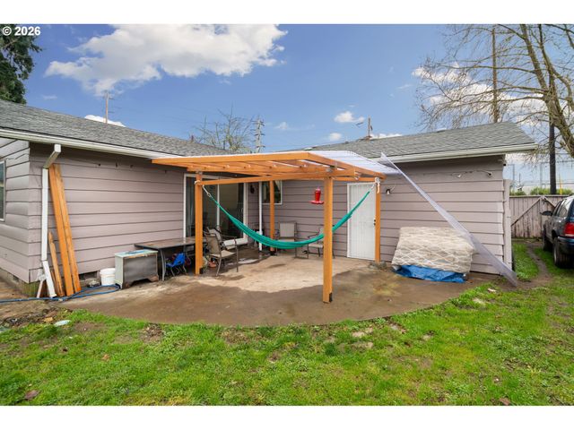 333 N 19TH Ave, Cornelius, OR 97113