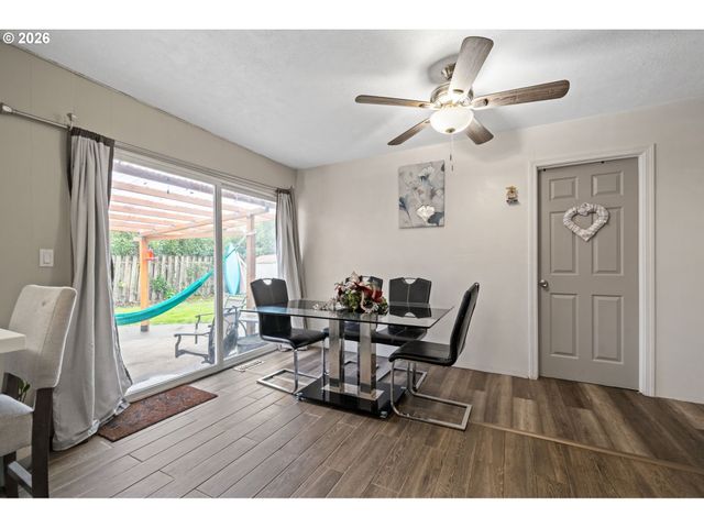 333 N 19TH Ave, Cornelius, OR 97113