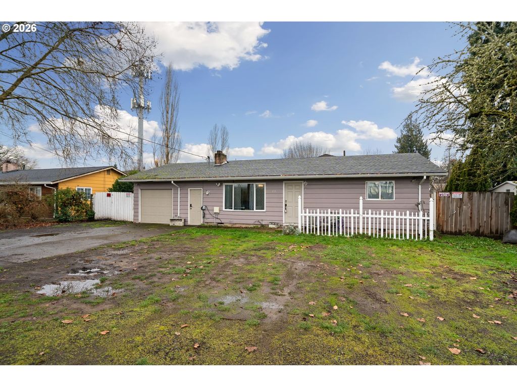 333 N 19TH Ave, Cornelius, OR 97113