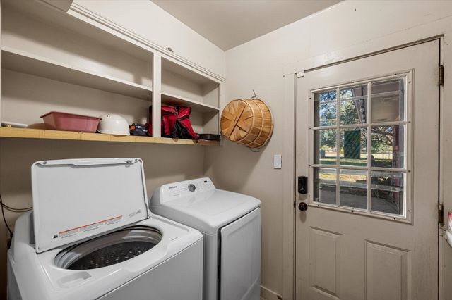 1705 E Beverly Drive, Corsicana, TX 75110