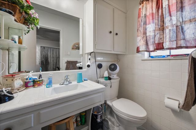 1705 E Beverly Drive, Corsicana, TX 75110