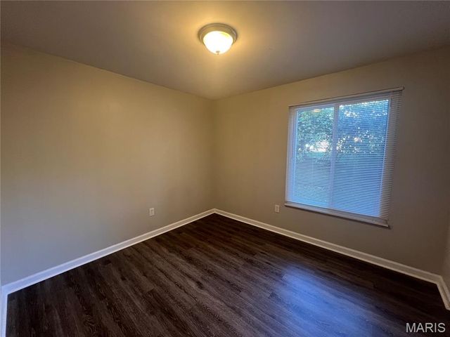 1107 Mariedale Court A, Kirkwood, MO 63122