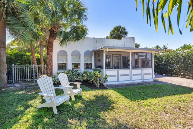 324 Pilgrim Road, West Palm Beach, FL 33405