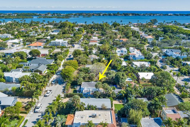 324 Pilgrim Road, West Palm Beach, FL 33405