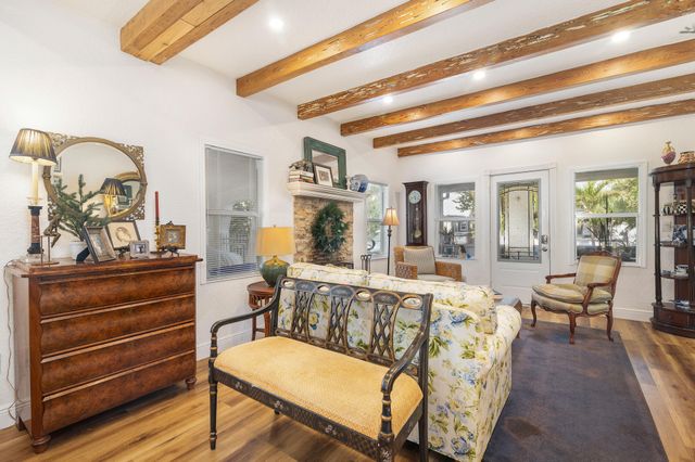 324 Pilgrim Road, West Palm Beach, FL 33405