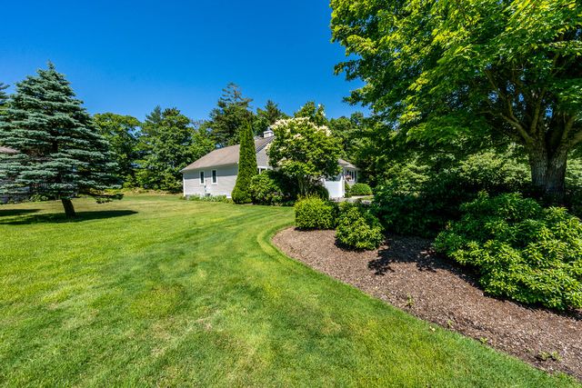 115 Pine Hill Boulevard, Mashpee, MA 02649