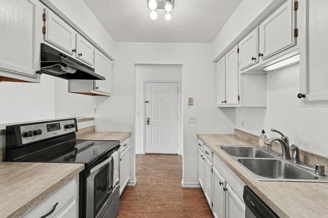 1140 Bellpointe, Bellevue, KY 41073