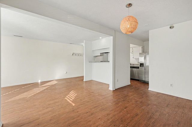 1140 Bellpointe, Bellevue, KY 41073