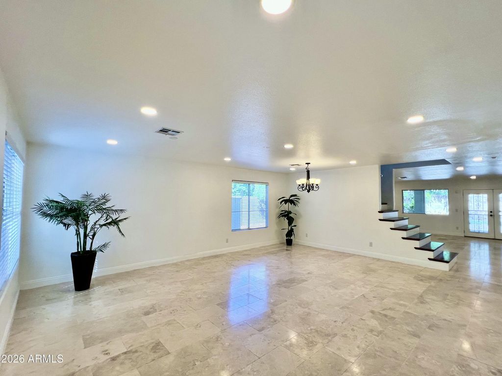 12721 N 58TH Drive, Glendale, AZ 85304 — photo 4