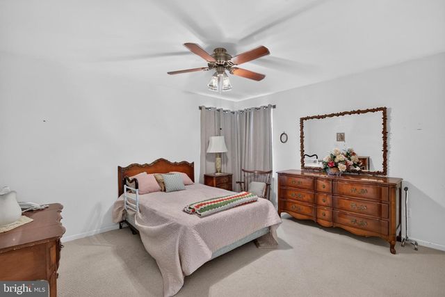 120 PARASOL PL, Sewell, NJ 08080