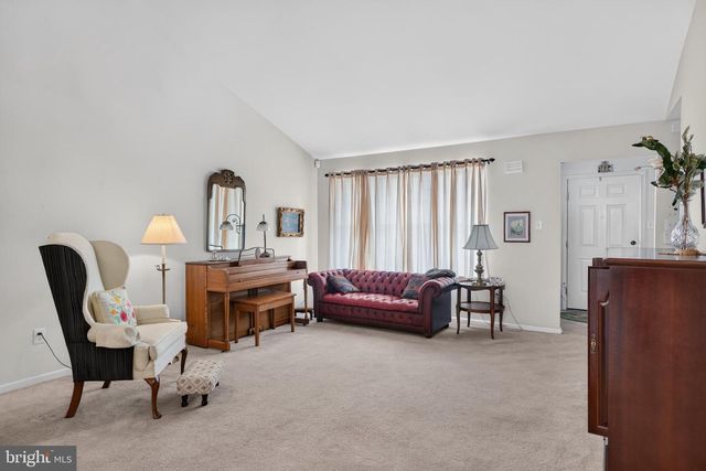 120 PARASOL PL, Sewell, NJ 08080