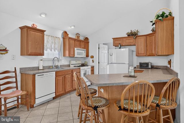 120 PARASOL PL, Sewell, NJ 08080