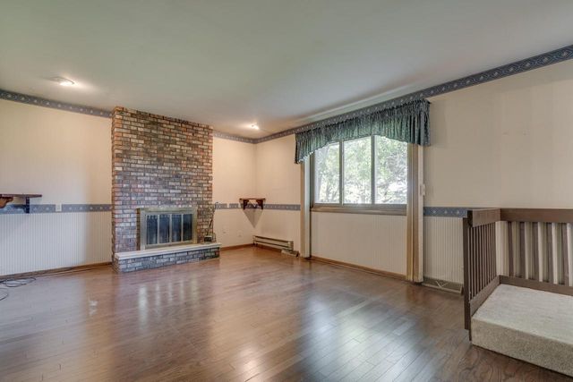 7833 5th AVENUE, Kenosha, WI 53143