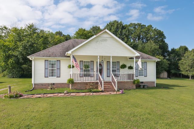 41 Volunteer Rd, Petersburg, TN 37144