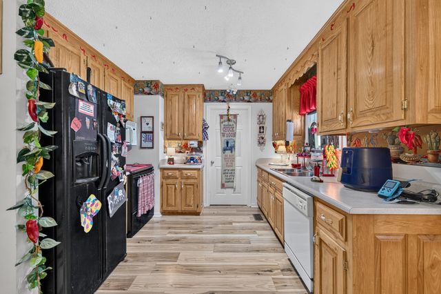 41 Volunteer Rd, Petersburg, TN 37144
