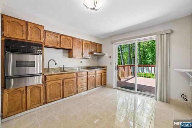 743 Wood Avenue, Edison, NJ 08820